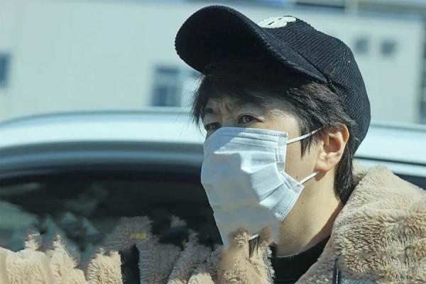 女孩子進娛樂圈還是得謹慎，不要把現在的青春時光虛度