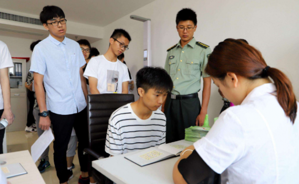 2022大學生參軍入伍,什麼時候去比較好?想參軍的大學生要知道 2022大學生參軍入伍,什麼時候去比較好?想參軍的大學生要知道