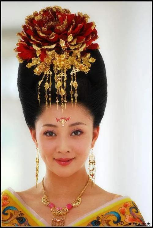 殷桃版武則天下