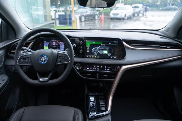 是“出行利器”還是“電動爹”?為了證明這件事,我們買了輛車! 是“出行利器”還是“電動爹”?為了證明這件事,我們買了輛車!