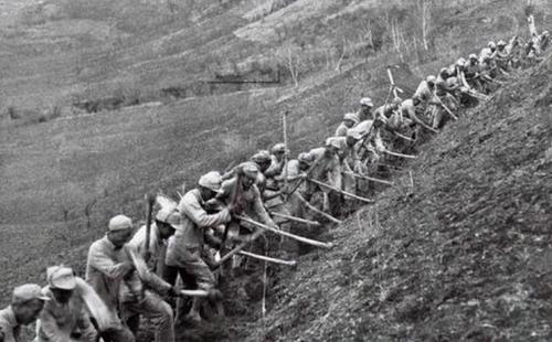 1950年，王震將軍向上級要10萬女兵，到底發生了什麼事情？