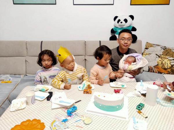 大寶三歲啦!生日快樂 大寶三歲啦!生日快樂