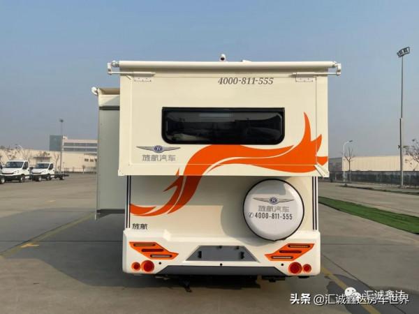 3.0T渦輪增壓配懸浮座的國產房車,空間秒變10多平,吃住不愁 3.0T渦輪增壓配懸浮座的國產房車,空間秒變10多平,吃住不愁