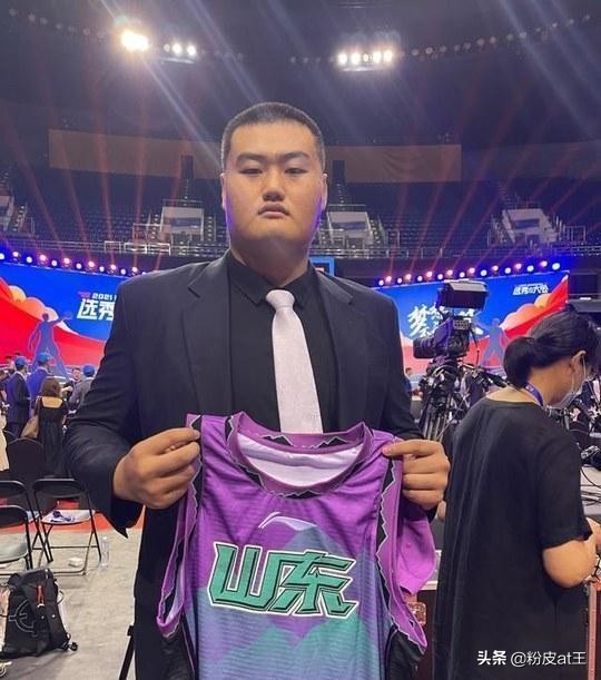 CBA選秀球員第6輪表現:硬漢新秀絕殺,天才控衛表現低迷 CBA選秀球員第6輪表現:硬漢新秀絕殺,天才控衛表現低迷