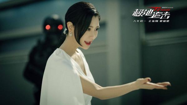 李治廷《極地追擊》上映，故事太假，克拉拉麵容僵硬，打戲牽強