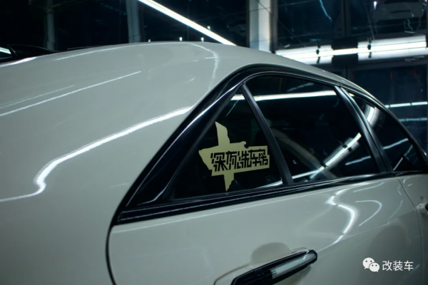 輪上310匹馬力的凱迪拉克ATS-L,偏時崩壞了四套排氣和一顆渦輪? 輪上310匹馬力的凱迪拉克ATS-L,偏時崩壞了四套排氣和一顆渦輪?