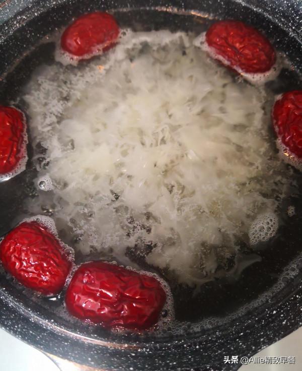 咖哩還可以這樣吃，用蒸鍋就可以做，香濃暄軟，好吃不上火，饞人