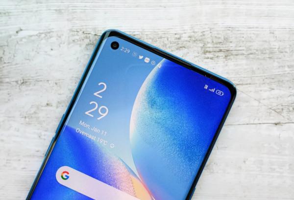 12GB+65W+256GB,從3799元跌至2999元,曲面屏旗艦如今重回低價 12GB+65W+256GB,從3799元跌至2999元,曲面屏旗艦如今重回低價