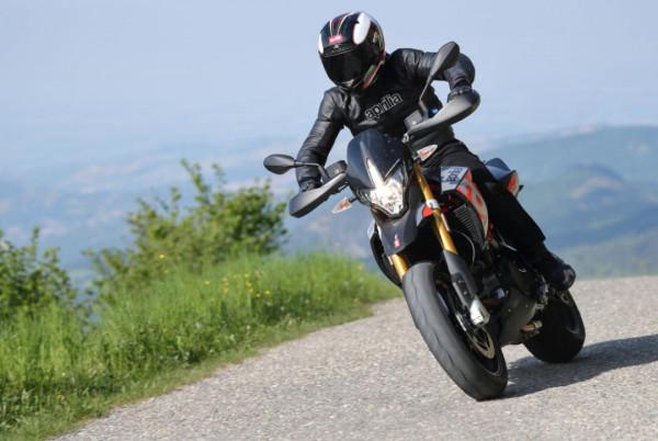 公路興奮劑&mdash;&mdash;Aprilia Dorsoduro 900