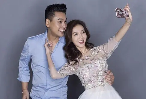 朱孝天自曝曾與妻子感染新冠,過去兩年收入微薄,感謝老婆不離棄 朱孝天自曝曾與妻子感染新冠,過去兩年收入微薄,感謝老婆不離棄