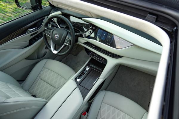 一個月要2400元？別克昂科旗養車成本分析！