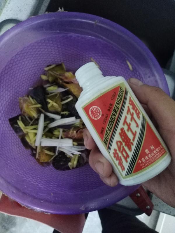 「美食」抓住領導的胃，讓領導催著你釣魚，豈不美哉