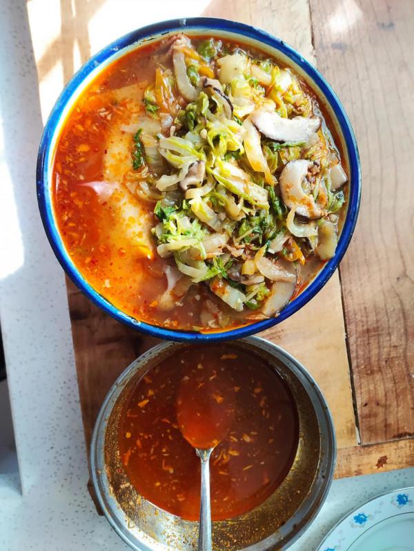 親愛的網友們!你們有誰吃過陝西的攪團水圍城嗎? 親愛的網友們!你們有誰吃過陝西的攪團水圍城嗎?