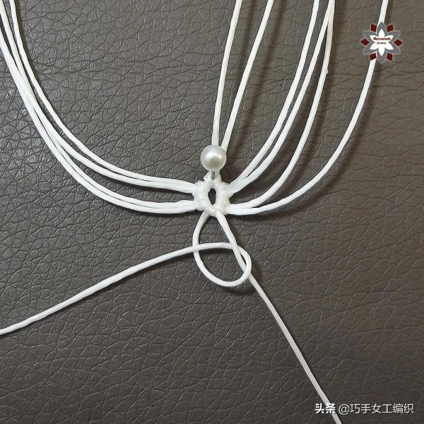 用繩子就能編出漂亮的雪花，超詳細的教程，一步一步教你編