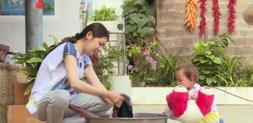 同樣是遠嫁中國的兩位韓星:蔡琳和秋炫瓷婚後為何天差地別呢? 同樣是遠嫁中國的兩位韓星:蔡琳和秋炫瓷婚後為何天差地別呢?