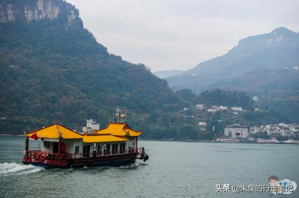 中國首創大型民俗旅遊區，被歐陽修等名人讚譽，就在世界水電之都