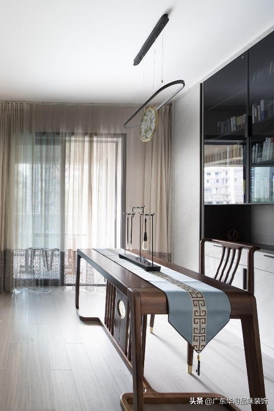 與眾不同的新中式平層,又輕鬆又有底蘊的客廳誰不喜歡呢 與眾不同的新中式平層,又輕鬆又有底蘊的客廳誰不喜歡呢