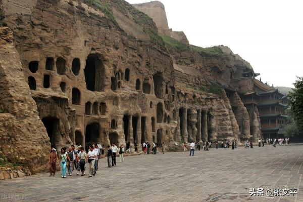 佛要金裝？清朝對雲岡石窟“金裝彩繪”，沒想到卻使石佛遍體鱗傷