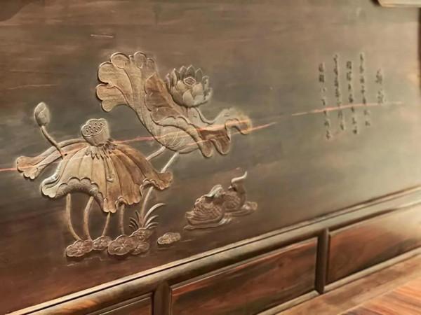 大紅酸枝黑料無補荷花款高低床三件套