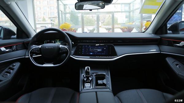 奶爸也可以潮酷 實拍奕炫MAX超酷潮爸版