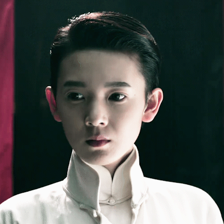 別以為貼個鬍子就是女扮男裝，這6位女星的男裝太帥，真不糊弄人