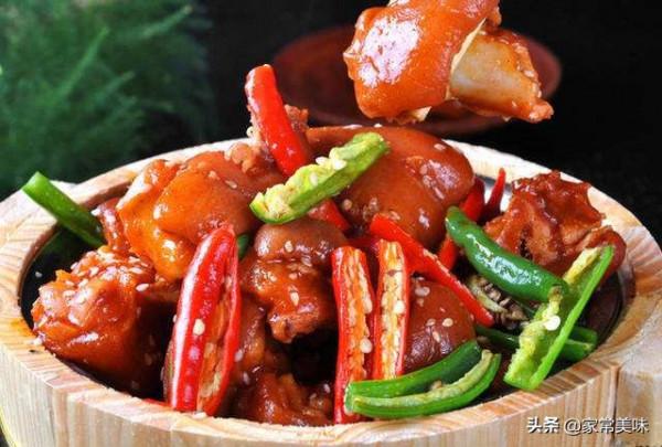 中國八大菜系之湘菜，看看湖南人最愛吃的10道美食，道道香辣爽口