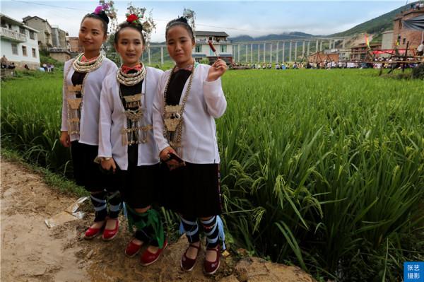黔東南加榜梯田：《舌尖上的中國》拍攝地，每年的新米節熱鬧非凡