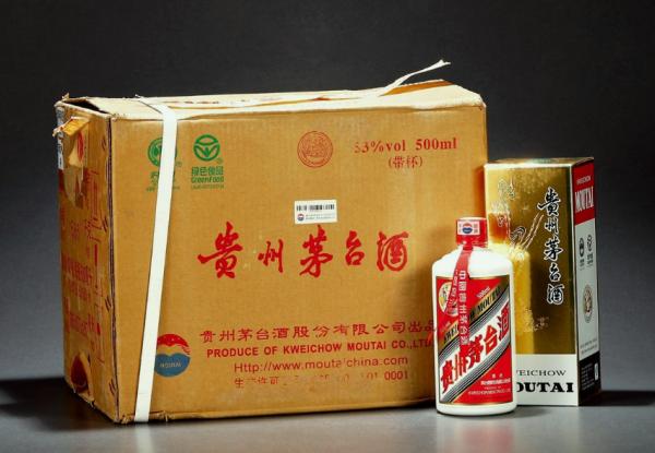 茅臺瓶身上沒有這“四大特徵”，多數是假茅臺酒，內行人才明白