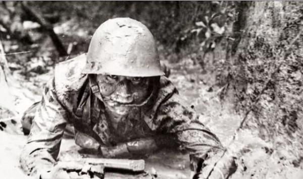 參戰老兵回憶老山貓耳洞:三個蚊子一盤菜,十個老鼠一麻袋 參戰老兵回憶老山貓耳洞:三個蚊子一盤菜,十個老鼠一麻袋