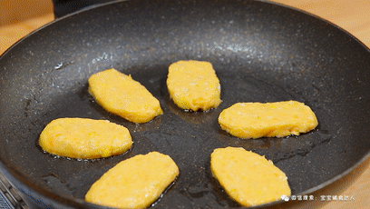 幫娃告別便秘，我只用了3樣食材！鬆軟香甜，2塊錢就做一大盤