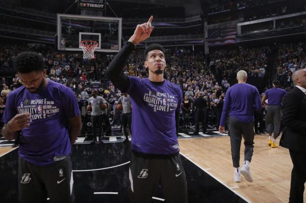 被湖人無情拋棄後,主動拒絕霍華德,拒絕湖人!你總算想通一件事 被湖人無情拋棄後,主動拒絕霍華德,拒絕湖人!你總算想通一件事