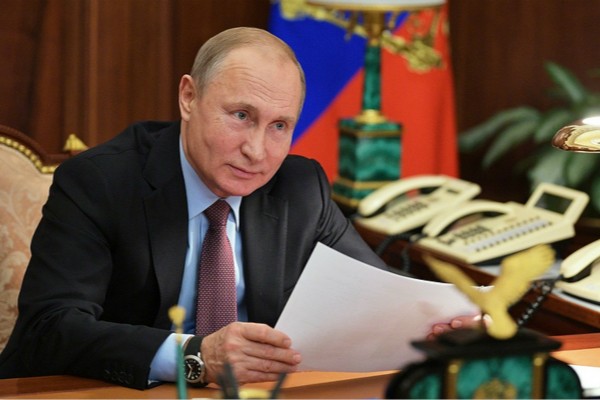 國際上發生兩大事件：中俄反對美英澳核合作；以色列宣佈“封國”