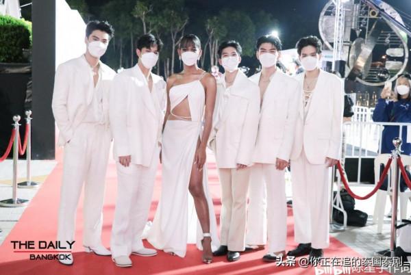 直擊第18屆泰國KclAwards頒獎典禮：三對泰劇情侶檔CP現場人氣PK