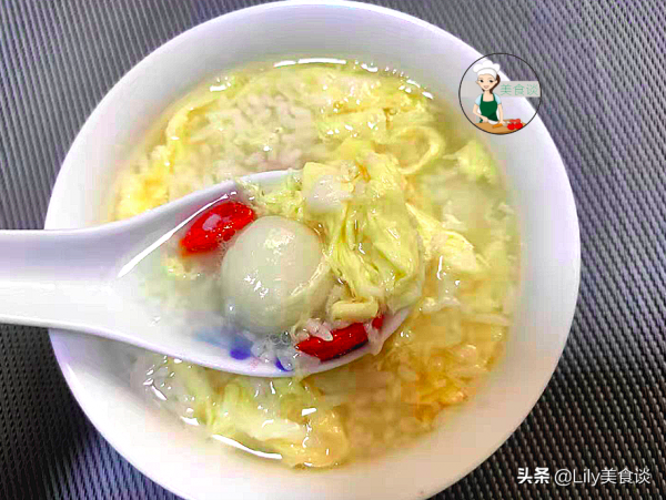 明日小寒，記得吃“二白一紅”煮的湯，增強體質，能量滿滿不受寒