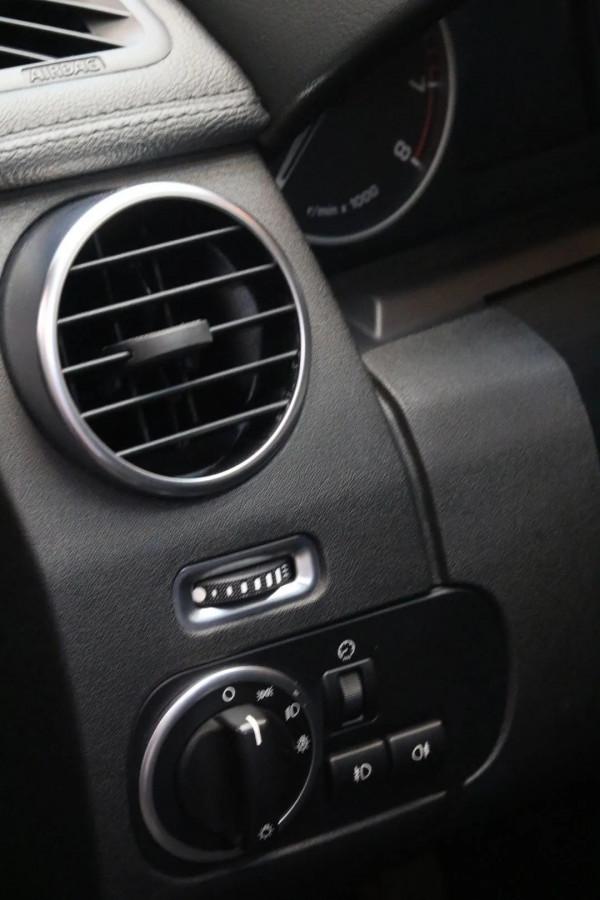 怪獸修車:翻新一輛21萬公里的路虎發現4,老爺子工地拉貨專用車 怪獸修車:翻新一輛21萬公里的路虎發現4,老爺子工地拉貨專用車