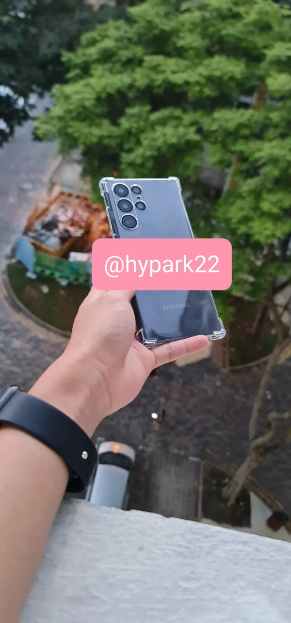 三星Galaxy S22 Ultra機模上手 三星Galaxy S22 Ultra機模上手