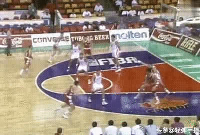 人物｜94黃金一代中鋒，中途退役去機場工作，效力10支球隊創紀錄