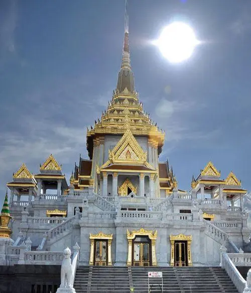 泰國：一個政治教科書難以解釋的國家，是人民訴說不盡的辛酸