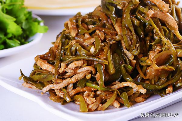 秋高氣爽，這5種食材不拿來曬乾可惜了，囤起來冬天燉肉吃太香了