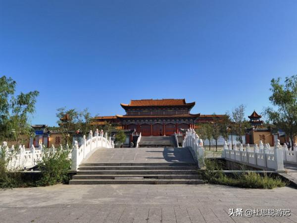 漢EV自駕新疆,不想錯過吉木薩爾的千佛洞,去了讓人有些失望 漢EV自駕新疆,不想錯過吉木薩爾的千佛洞,去了讓人有些失望