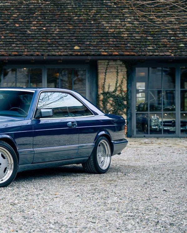 藍色轟炸機&mdash;&mdash;梅賽德斯賓士 560 SEC