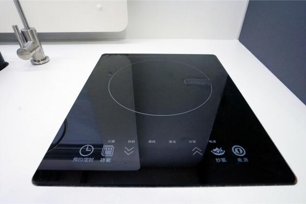 最新底盤搭配航空座椅,豪華內飾,賽德獵鷹2號G系列房車 最新底盤搭配航空座椅,豪華內飾,賽德獵鷹2號G系列房車