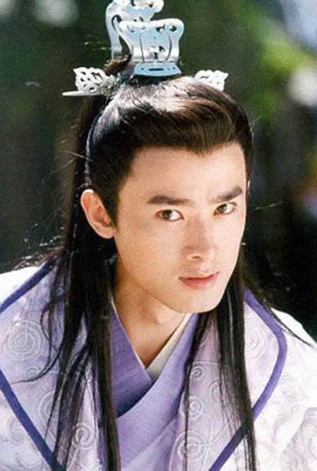 任泉:27歲爆紅,43歲隱退,48歲身價數十億,連王思聰都喊他哥 任泉:27歲爆紅,43歲隱退,48歲身價數十億,連王思聰都喊他哥