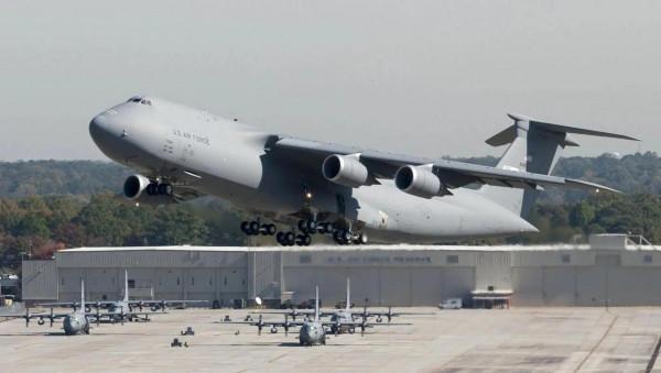 C-5“銀河”運輸機圖集（270圖）