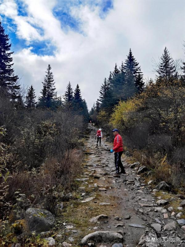 西行藏區9 熱情的甲居藏寨 一言難盡的黨嶺旅遊 西行藏區9 熱情的甲居藏寨 一言難盡的黨嶺旅遊