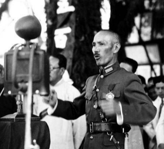 1955年毛主席接見曾澤生，談話中，毛主席：不讓你入黨是有道理的