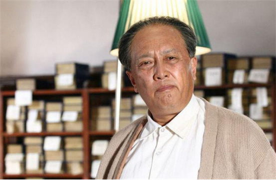 1961年舞會，女演員邢韻聲酷似李敏，毛主席說以後我就是你的父親