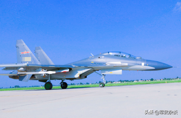 空軍“臨時工”——殲-11BS,服役僅14年,因殲-16出現而面臨淘汰 空軍“臨時工”——殲-11BS,服役僅14年,因殲-16出現而面臨淘汰
