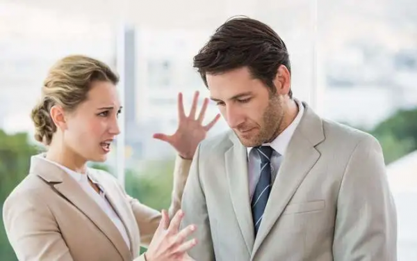 &OpenCurlyDoubleQuote;一開口，你就已經輸了&rdquo;，遇到這3種情況，你最好別開口說話