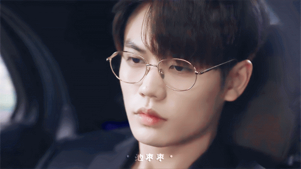 10位男主“眼鏡殺”，羅雲熙化身斯文敗類，楊洋戴眼鏡也超帥